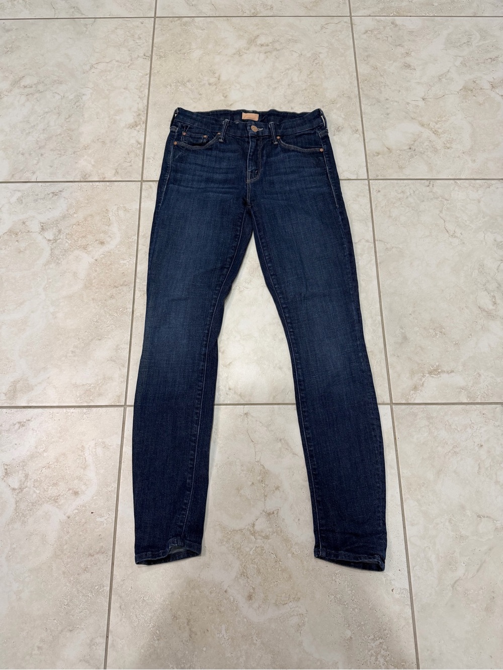 Mother “The Looker” Skinny Jean In Clean Sweep